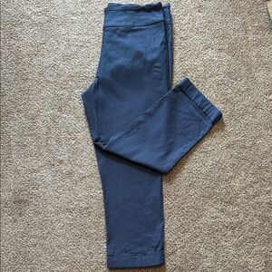 Womens 12p Tribal Blue Cropped Pants